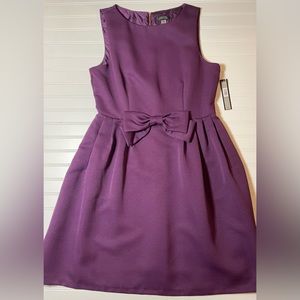 NWT Tahari size 14 dark purple cocktail/event/wedding dress. Never worn.